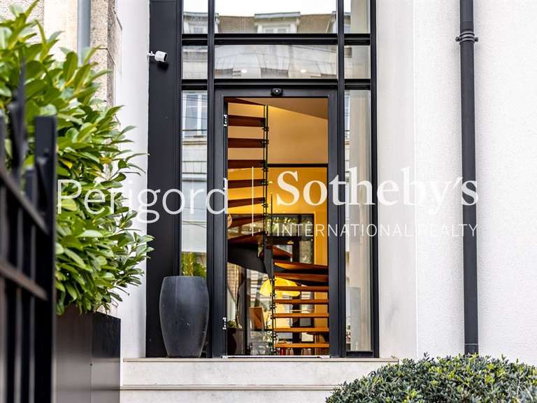 Maison Périgueux - 4 chambres - 215m²