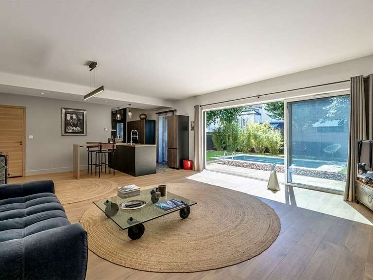 Maison Périgueux - 4 chambres - 215m²