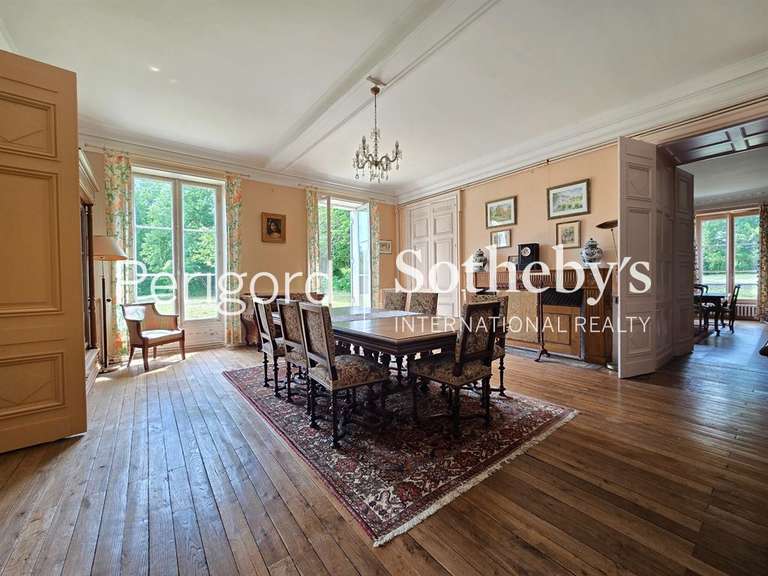 Maison Périgueux - 11 chambres - 630m²