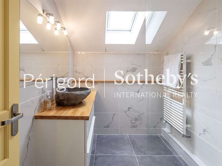 Maison Périgueux - 8 chambres - 485m²