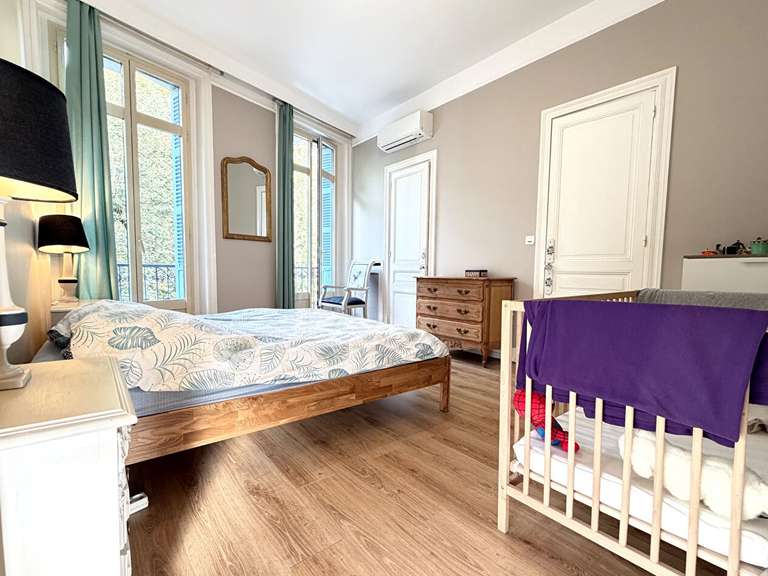 Maison Périgueux - 6 chambres - 266m²