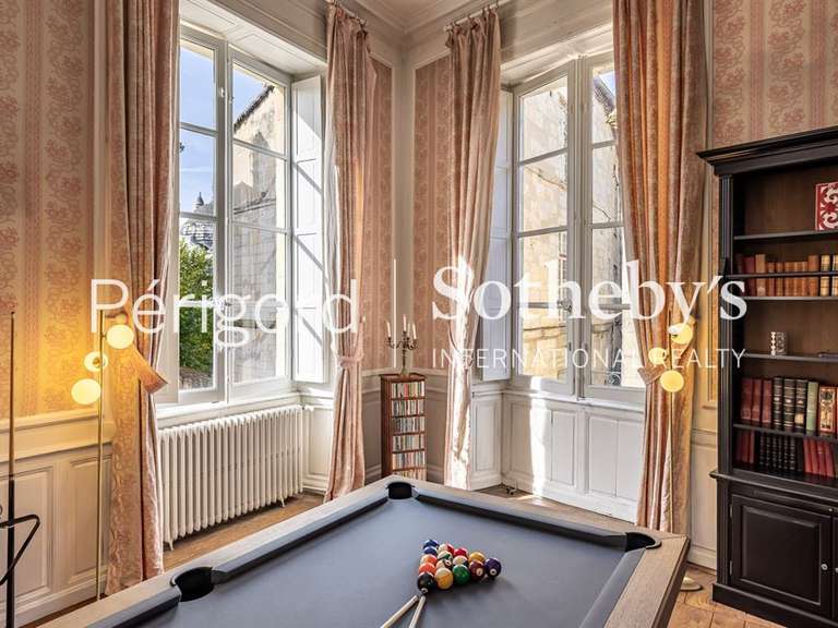 Maison Périgueux - 9 chambres - 543m²