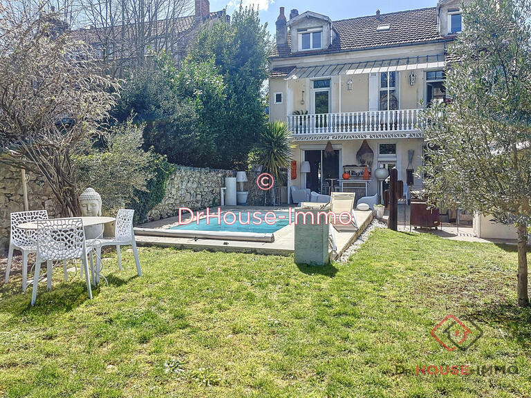 Villa Périgueux - 6 bedrooms - 208m²