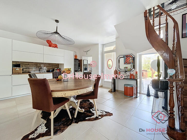 Villa Périgueux - 6 bedrooms - 208m²