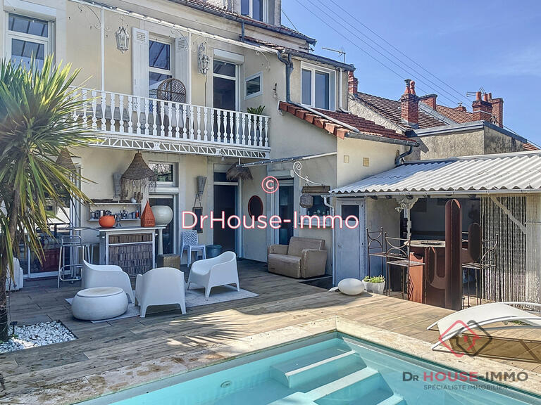 Villa Périgueux - 6 bedrooms - 208m²