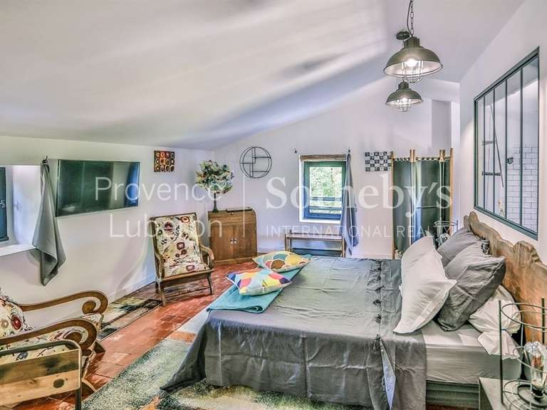 Maison Pernes-les-Fontaines - 7 chambres - 400m²