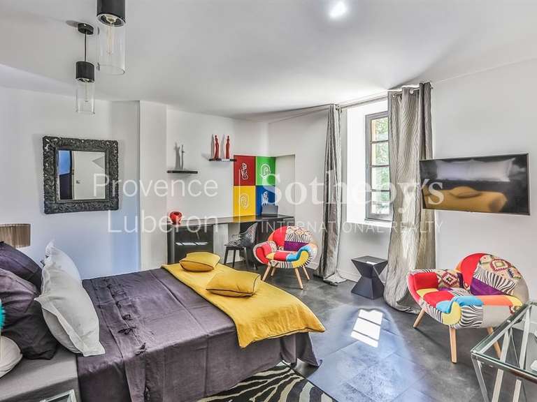 Maison Pernes-les-Fontaines - 7 chambres - 400m²