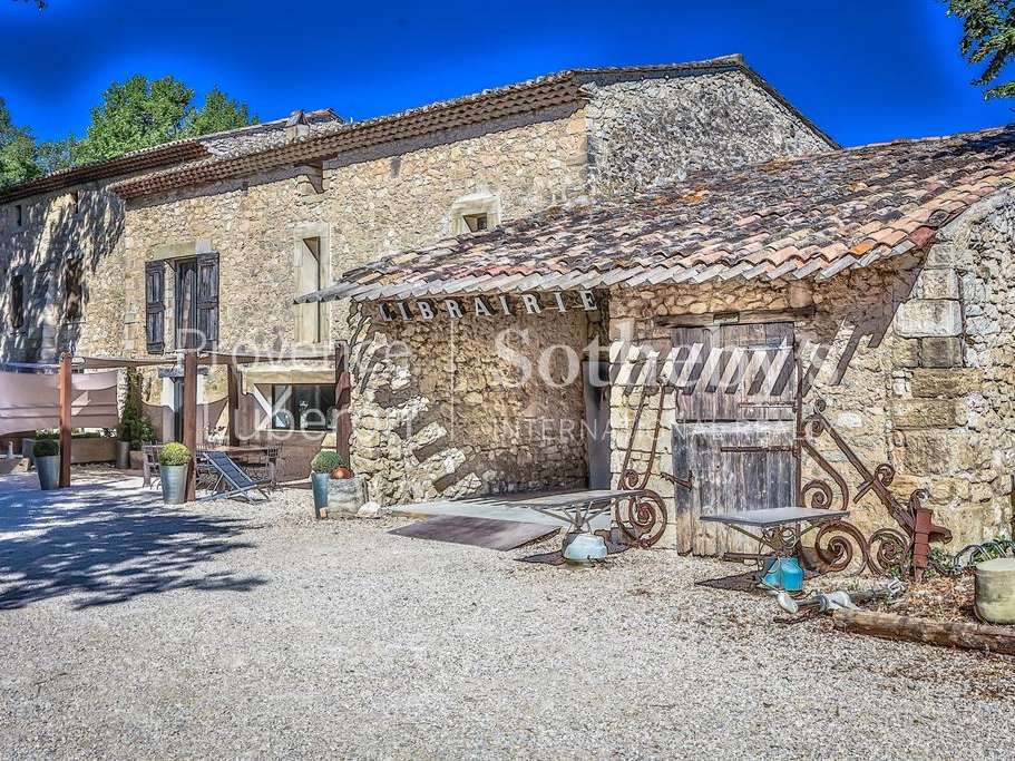 House Pernes-les-Fontaines