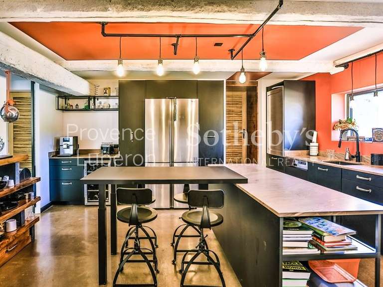 Maison Pernes-les-Fontaines - 7 chambres - 400m²