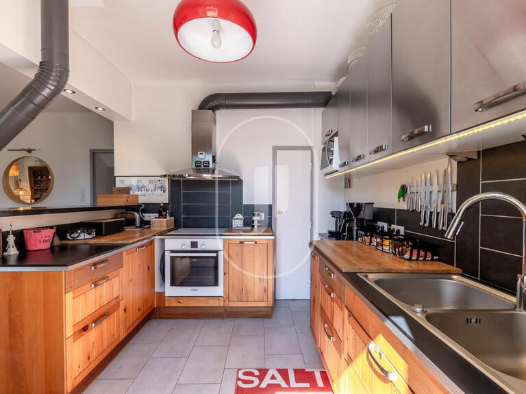 Maison Pernes-les-Fontaines - 3 chambres - 128m²