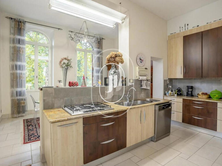 House Pernes-les-Fontaines - 4 bedrooms - 550m²