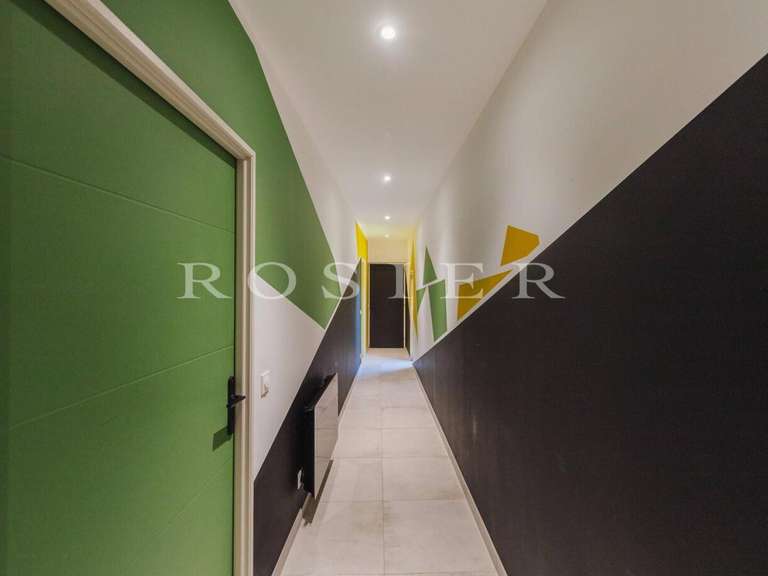 House Pernes-les-Fontaines - 8 bedrooms - 410m²