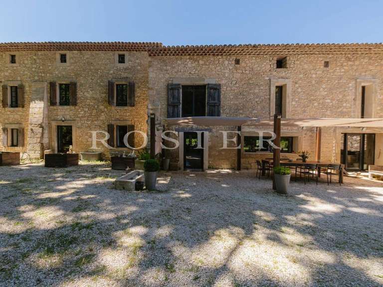 House Pernes-les-Fontaines - 8 bedrooms - 410m²