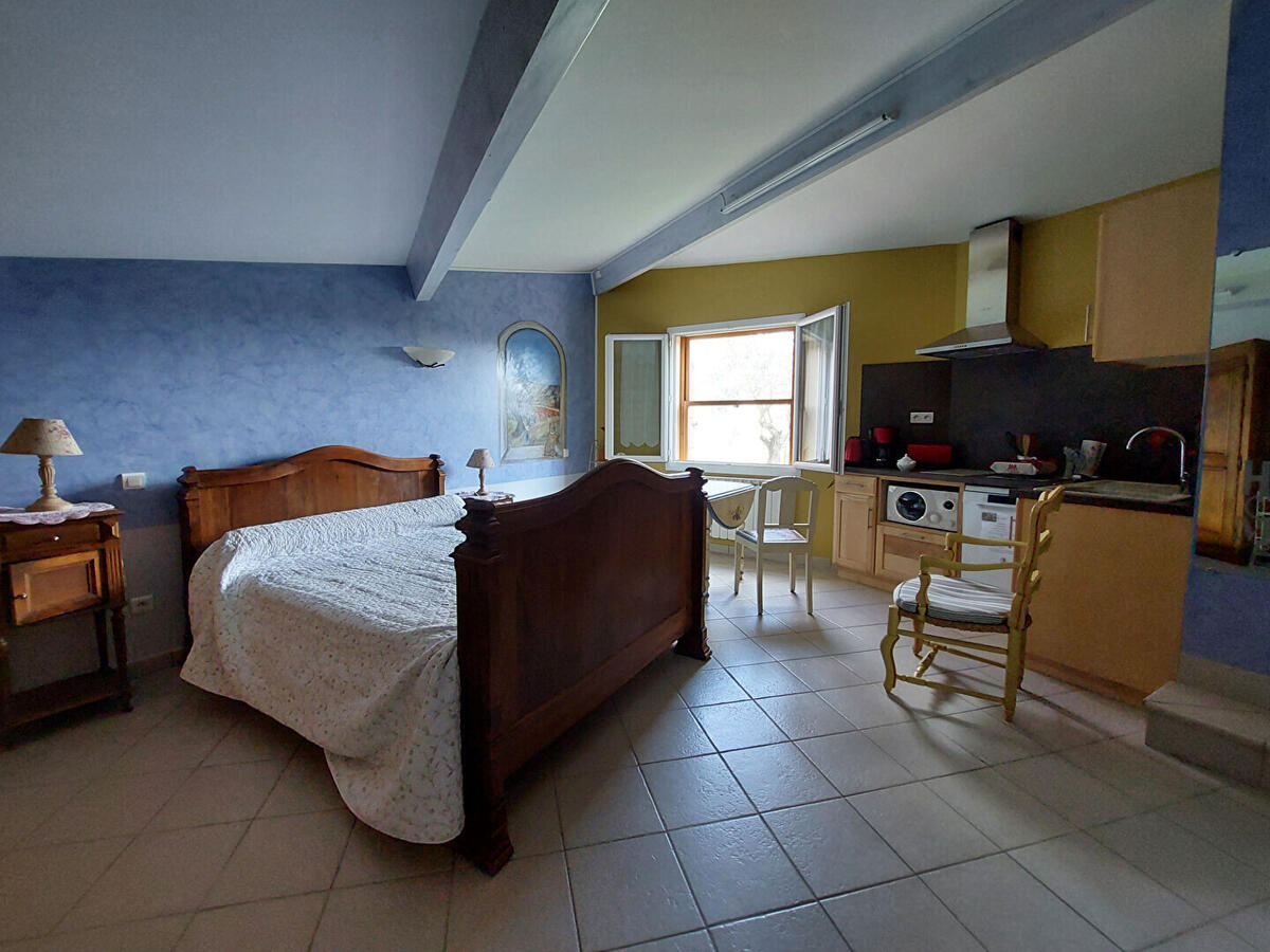 House Pernes-les-Fontaines
