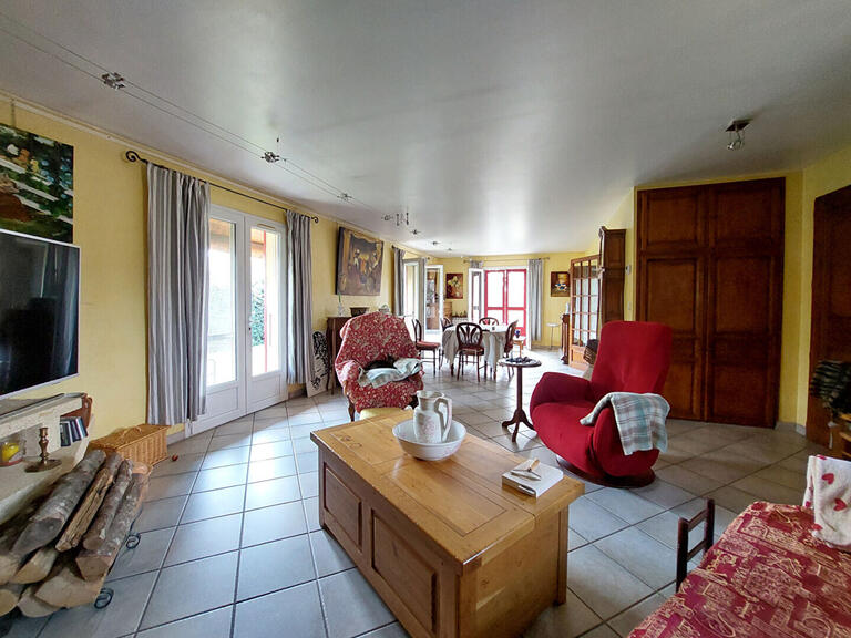 Maison Pernes-les-Fontaines - 3 chambres - 177m²
