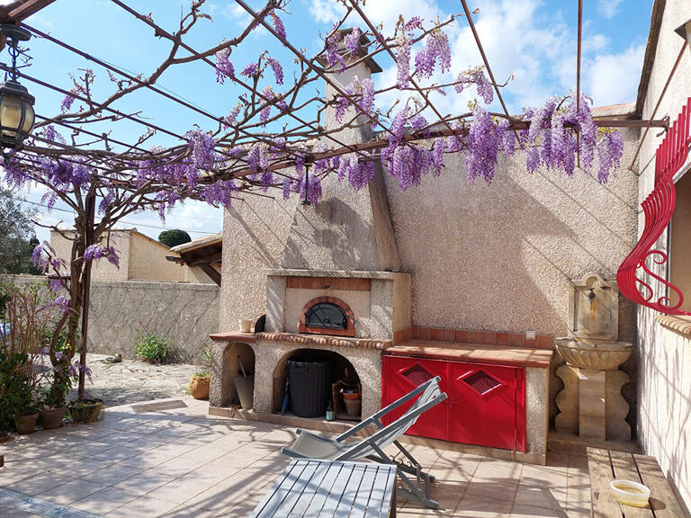 Maison Pernes-les-Fontaines - 3 chambres - 177m²