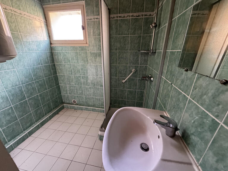Maison Pernes-les-Fontaines - 7 chambres - 338m²