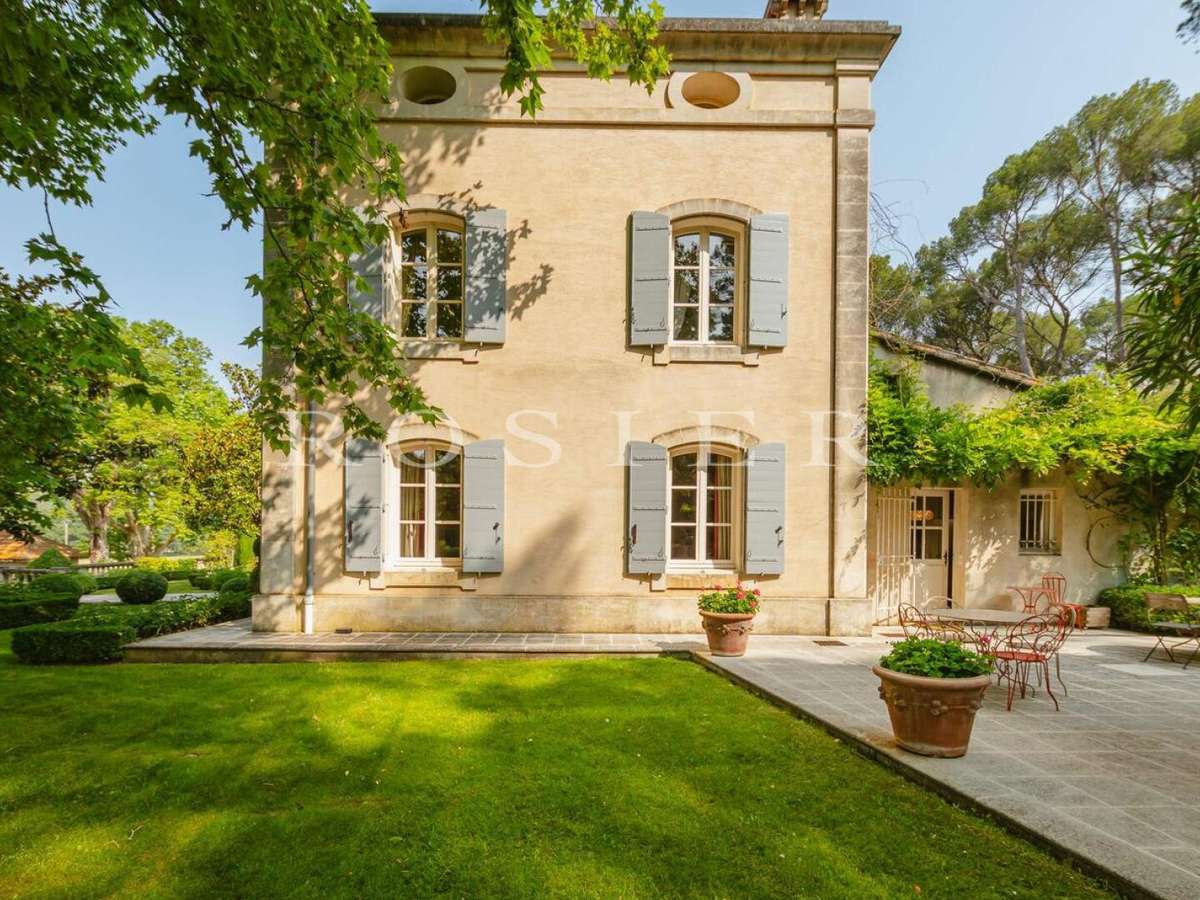 House Pernes-les-Fontaines