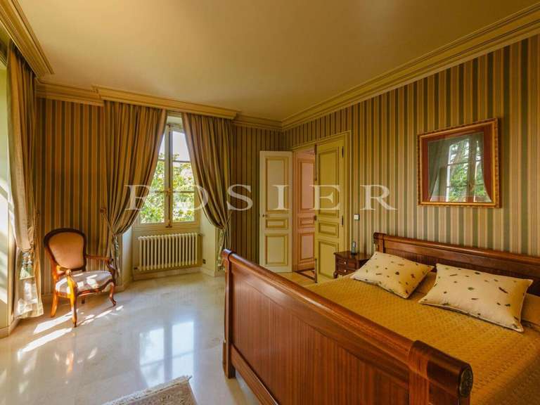 House Pernes-les-Fontaines - 6 bedrooms - 478m²