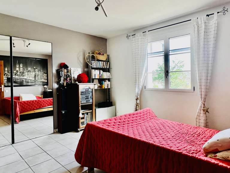 Maison Pernes-les-Fontaines - 4 chambres - 170m²