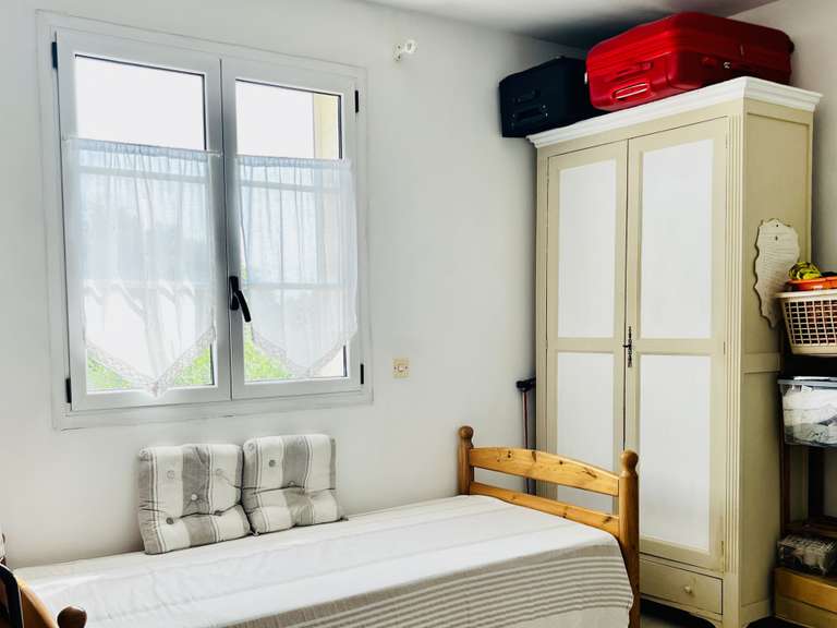 Maison Pernes-les-Fontaines - 4 chambres - 170m²