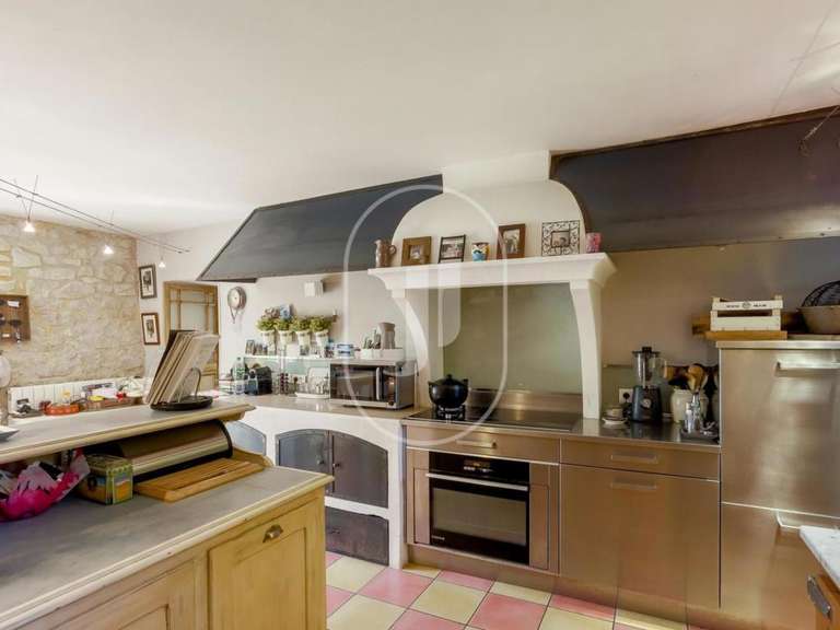 Maison Pernes-les-Fontaines - 6 chambres - 405m²