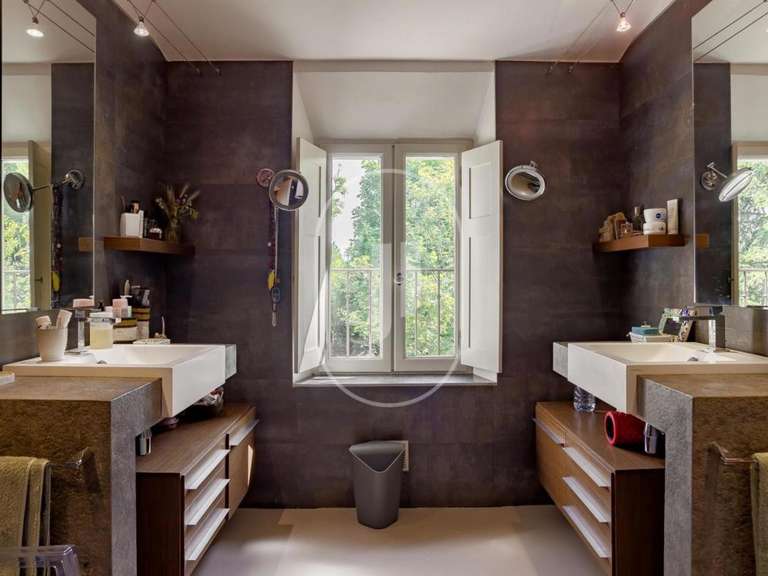 Maison Pernes-les-Fontaines - 6 chambres - 405m²