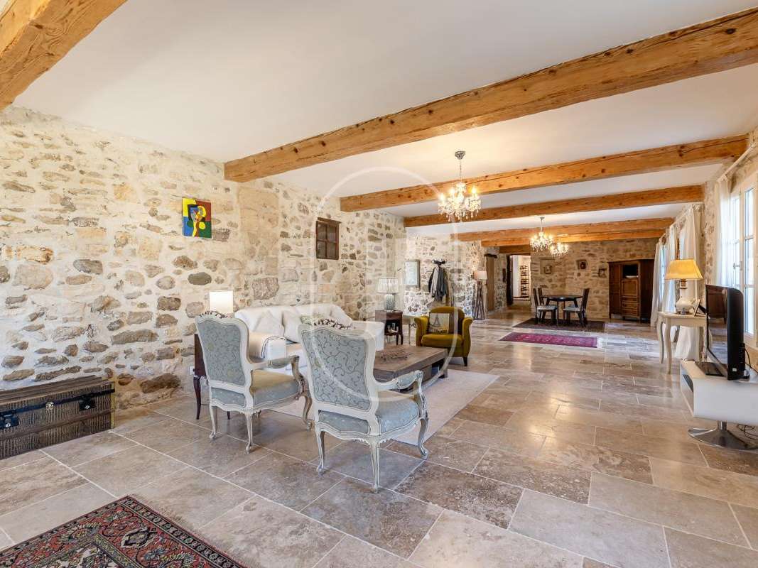 Maison Pernes-les-Fontaines