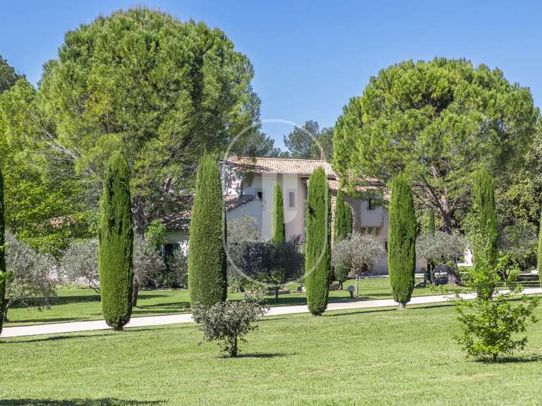 House Pernes-les-Fontaines - 8 bedrooms - 515m²