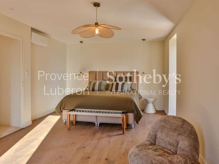 Maison Pernes-les-Fontaines - 6 chambres - 430m²