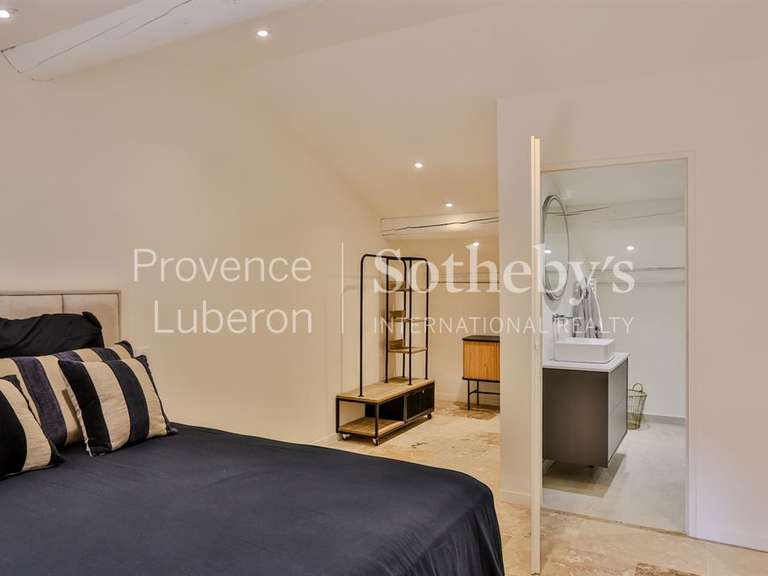 Maison Pernes-les-Fontaines - 6 chambres - 430m²