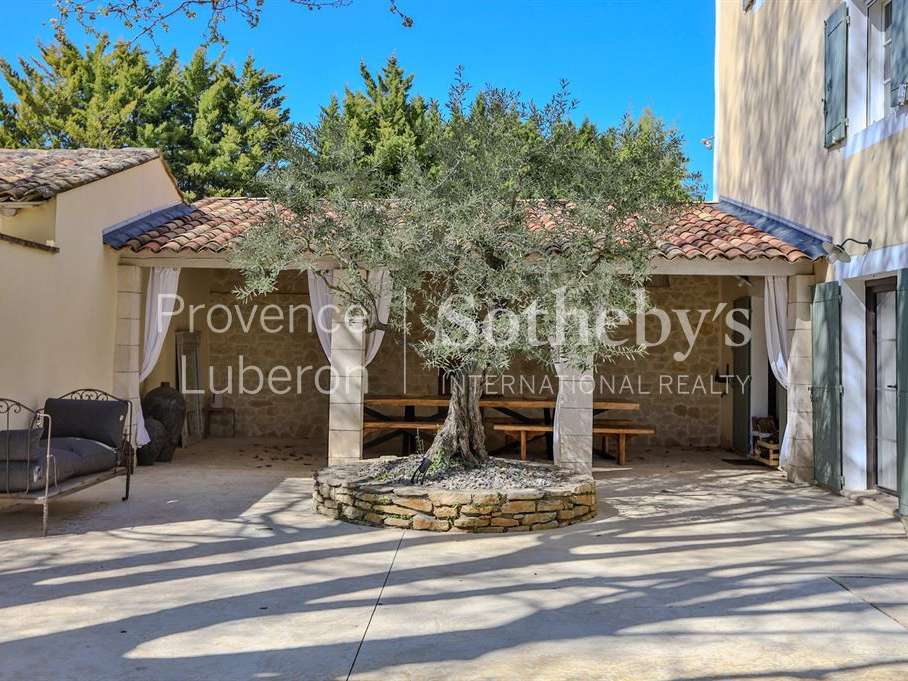 House Pernes-les-Fontaines