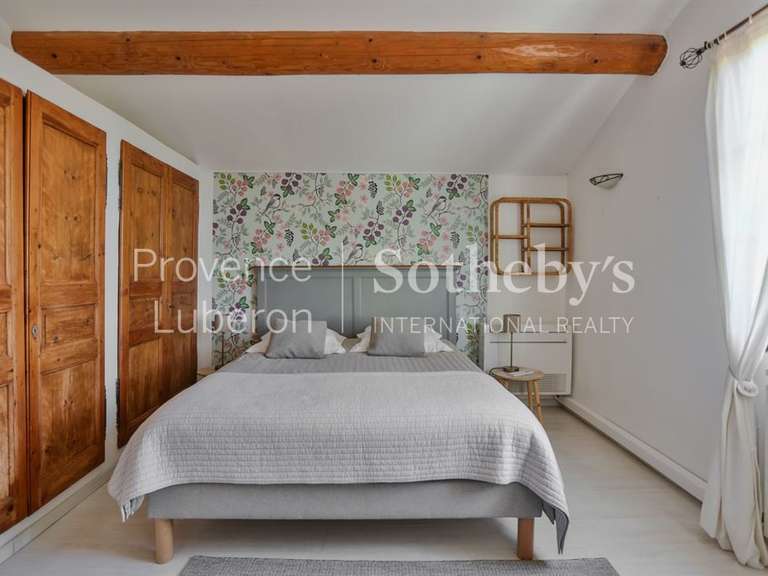 Maison Pernes-les-Fontaines - 6 chambres - 300m²