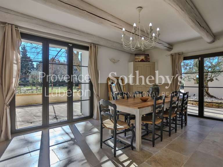 Maison Pernes-les-Fontaines - 6 chambres - 300m²