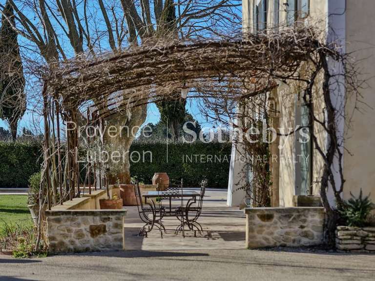 Maison Pernes-les-Fontaines - 6 chambres - 300m²