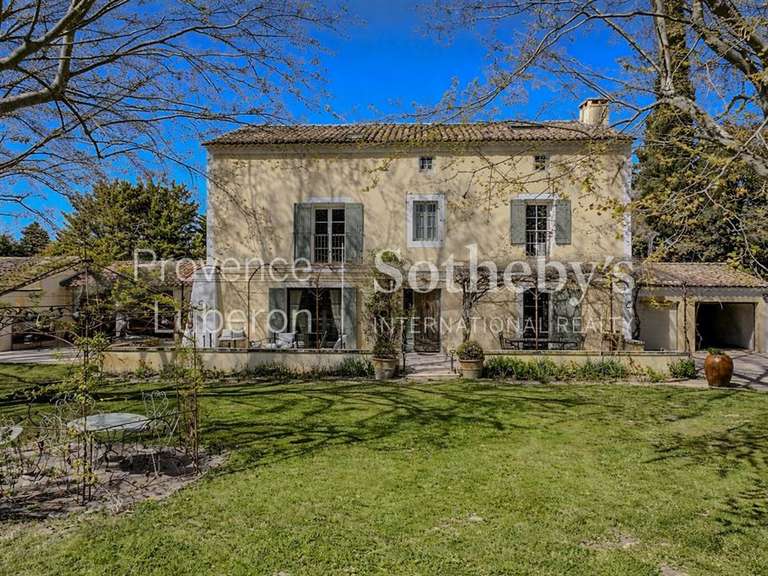 Maison Pernes-les-Fontaines - 6 chambres - 300m²