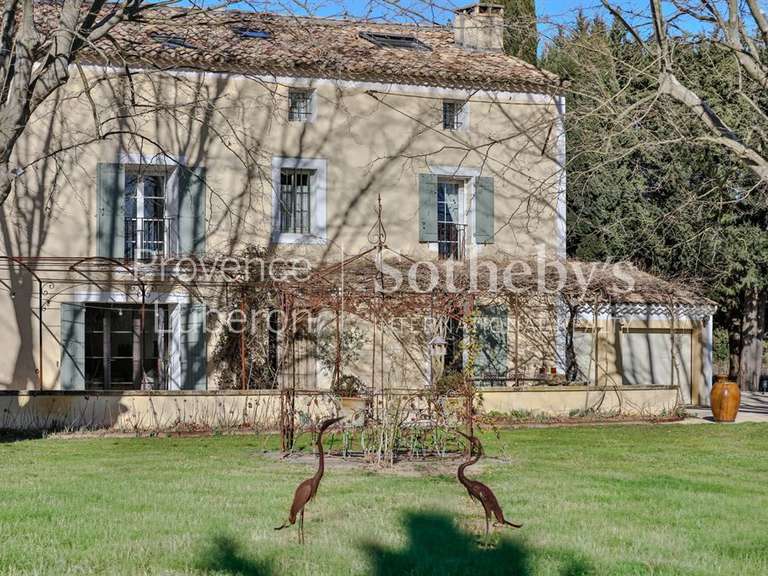 Maison Pernes-les-Fontaines - 6 chambres - 300m²