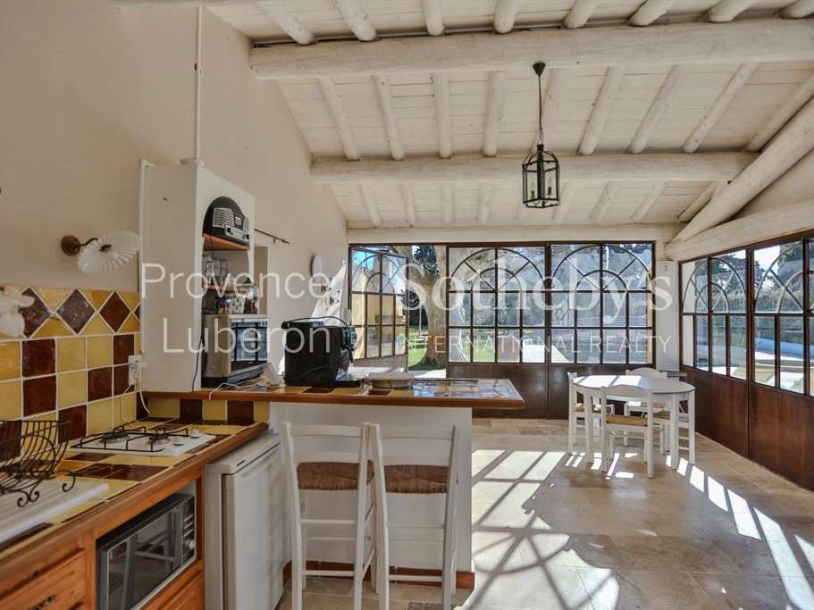 Maison Pernes-les-Fontaines