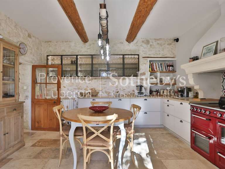 House Pernes-les-Fontaines - 6 bedrooms - 300m²