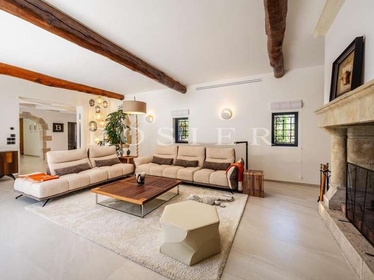 Maison Pernes-les-Fontaines - 8 chambres - 515m²