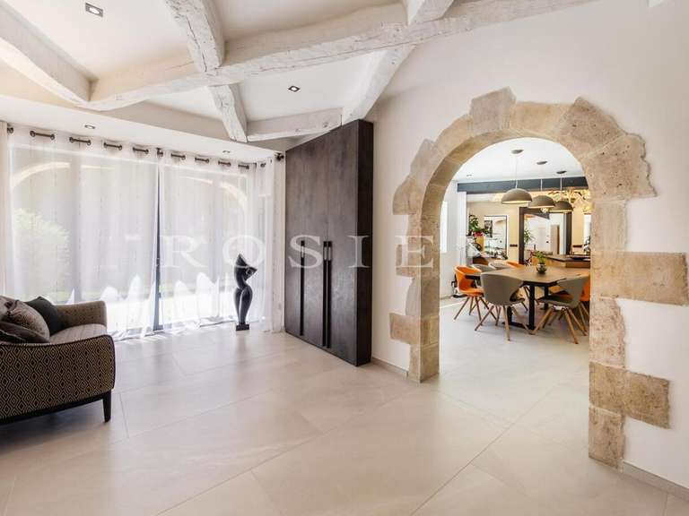 Maison Pernes-les-Fontaines - 8 chambres - 515m²