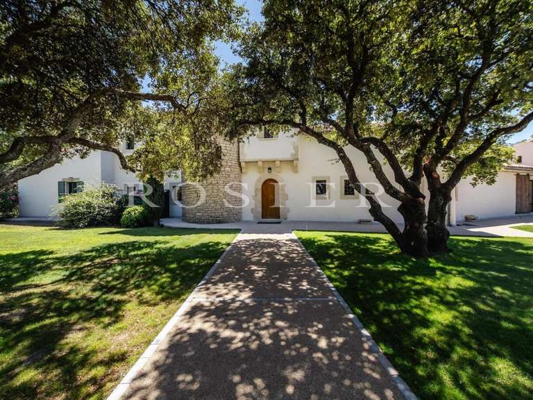 Maison Pernes-les-Fontaines - 8 chambres - 515m²