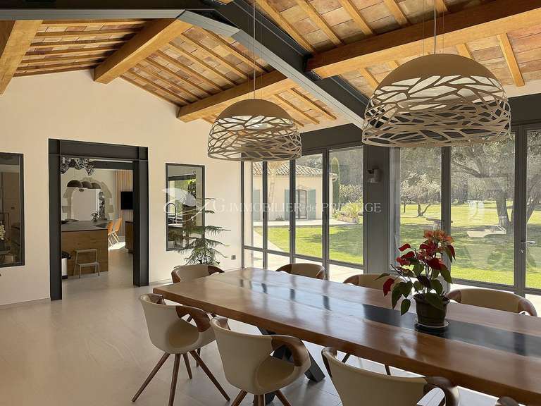 Maison Pernes-les-Fontaines - 8 chambres - 600m²