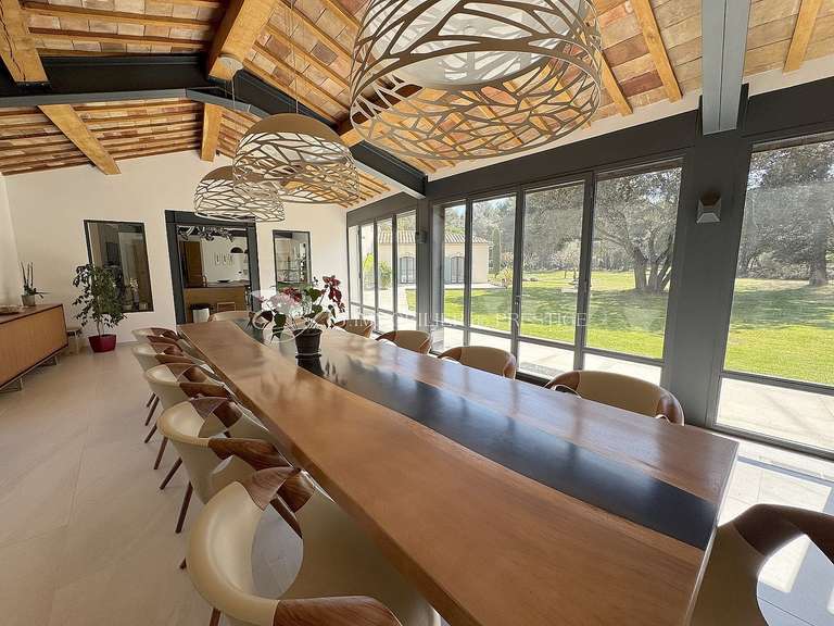 Maison Pernes-les-Fontaines - 8 chambres - 600m²