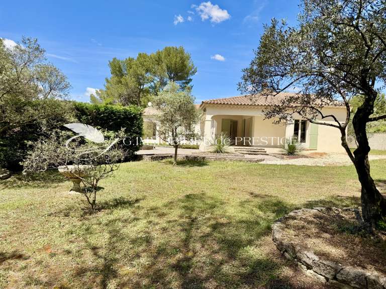 Maison Pernes-les-Fontaines - 3 chambres - 160m²