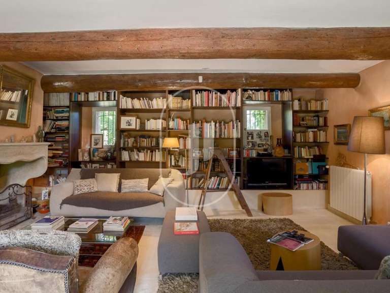 Maison Pernes-les-Fontaines - 6 chambres - 405m²