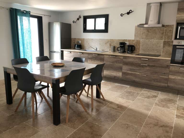 Maison Pernes-les-Fontaines - 14 chambres - 750m²