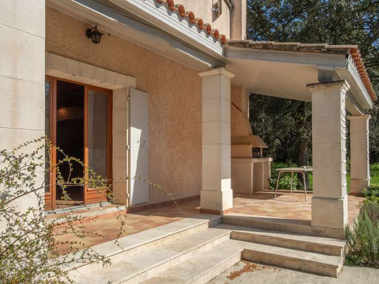 Maison Pernes-les-Fontaines - 3 chambres - 151m²
