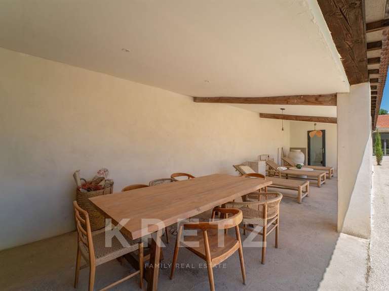 Maison Pernes-les-Fontaines - 8 chambres - 420m²