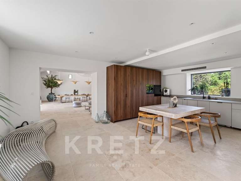 Maison Pernes-les-Fontaines - 8 chambres - 420m²